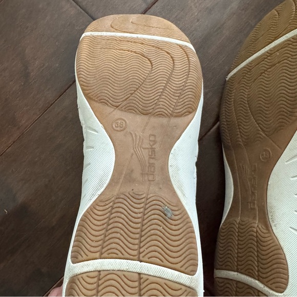 Dansko Hattie Women's White Leather Sneakers size 38 (8 US) - Picture 9 of 12